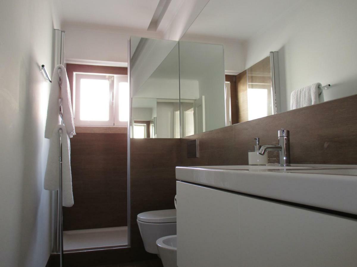 Principe Real Sunny Apartment Lisbon Luaran gambar